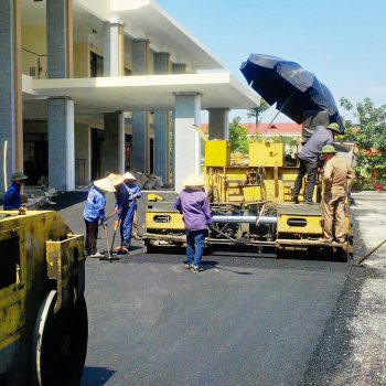 Thảm bê tông nhựa nóng tại Ban cơ yếu chính phủ tỉnh Vĩnh Phúc - nhân công làm mặt