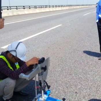 Bien Phap Kiem Tra Do Nham Mat Duong Asphalt